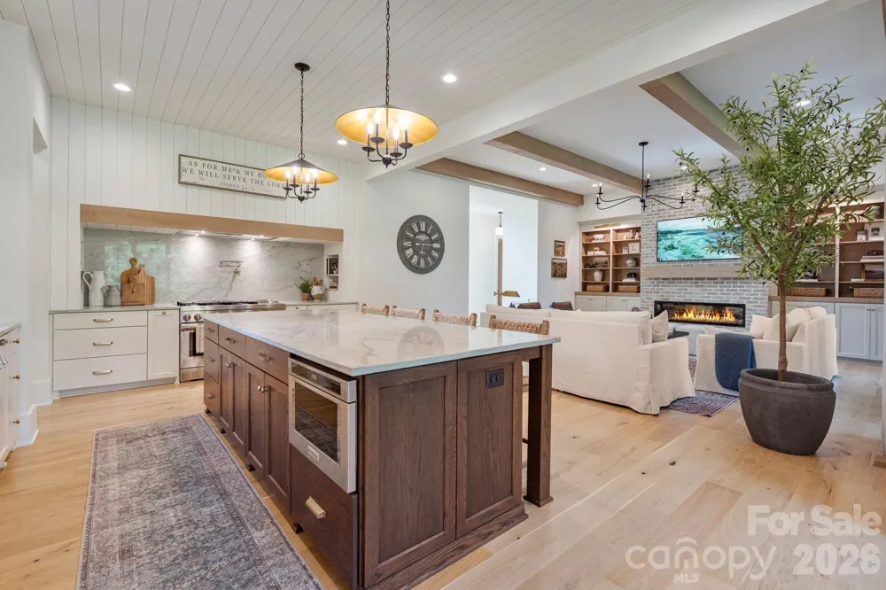 2905 McNeely Farms Drive Waxhaw, NC 28173