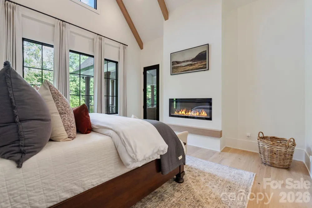 2905 McNeely Farms Drive Waxhaw, NC 28173