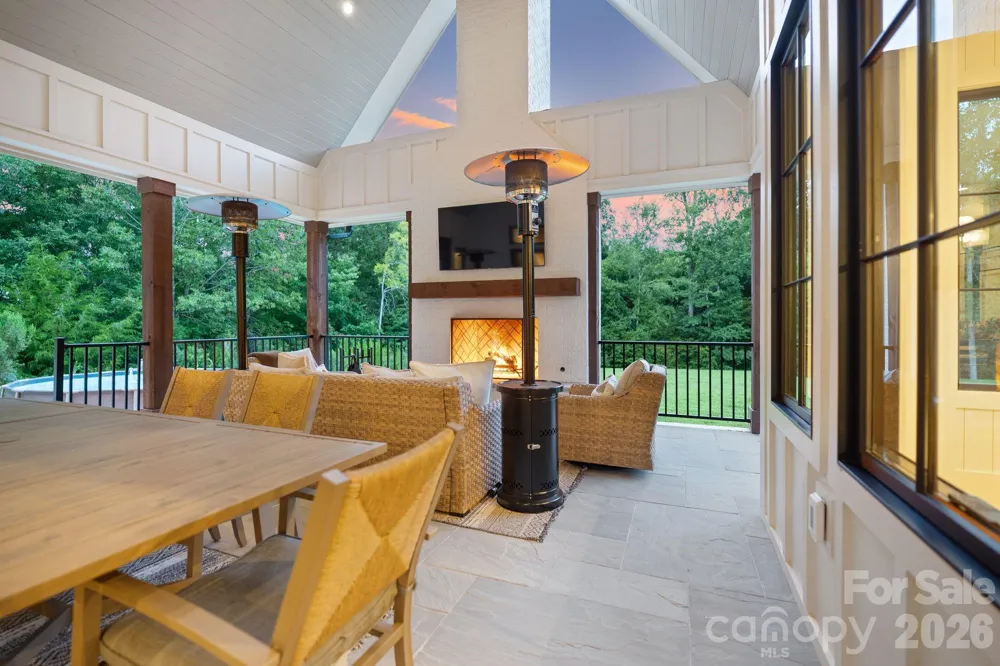2905 McNeely Farms Drive Waxhaw, NC 28173