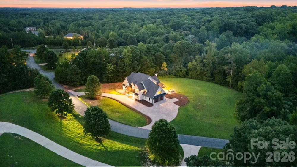 2905 McNeely Farms Drive Waxhaw, NC 28173