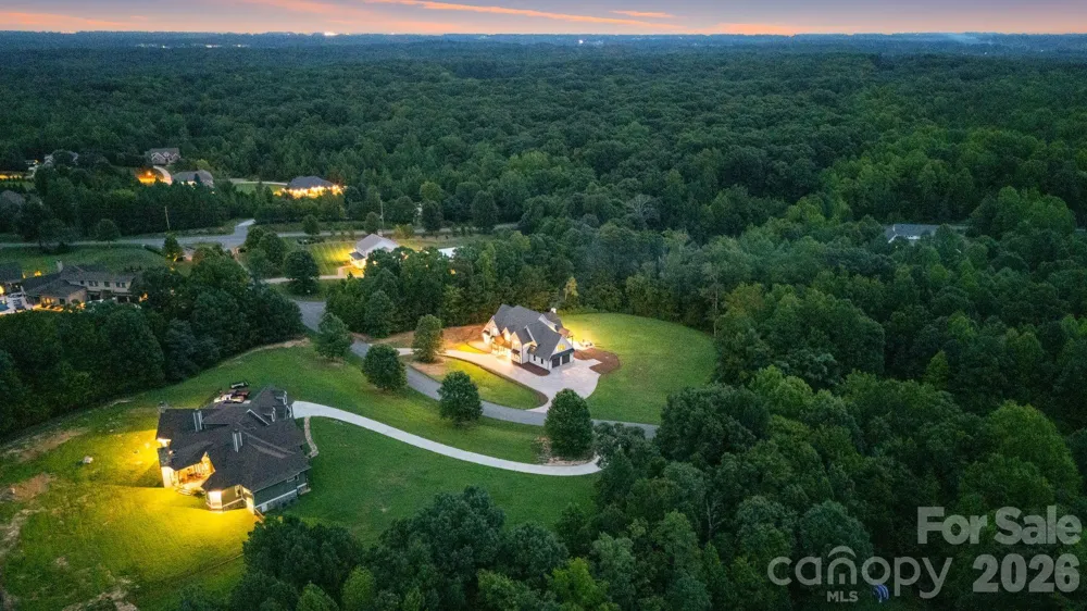 2905 McNeely Farms Drive Waxhaw, NC 28173