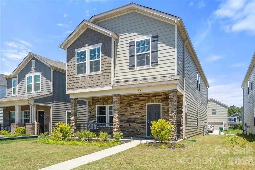 613 Cedar Knoll Circle Pineville, NC 28134