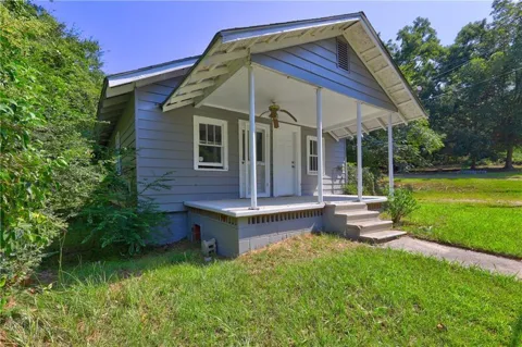 120 Caraker Avenue