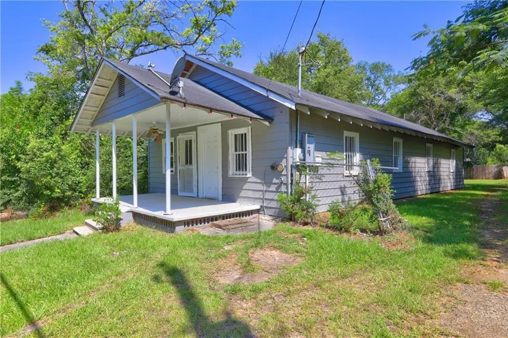 120 Caraker Avenue Milledgeville, GA 31061