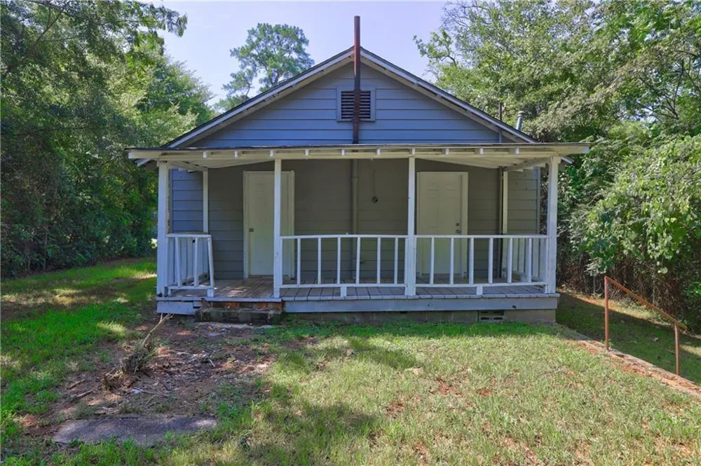 120 Caraker Avenue Milledgeville, GA 31061