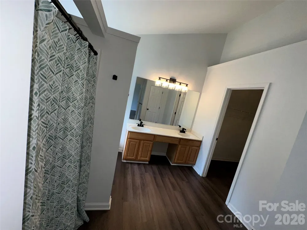 5867 Crimson Oak Court Harrisburg, NC 28075