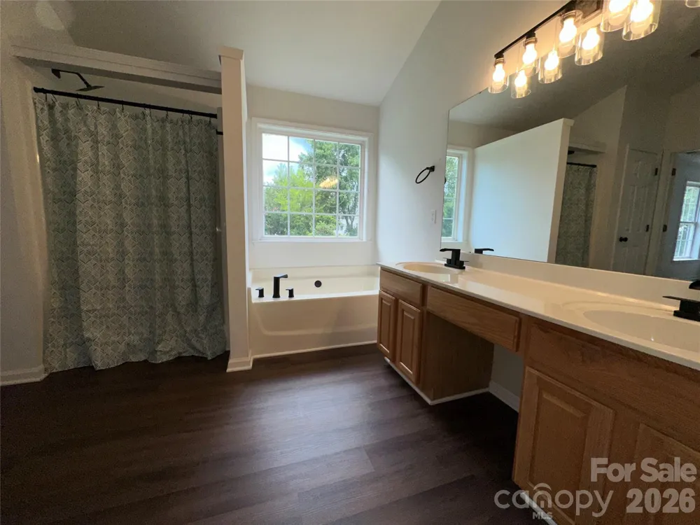 5867 Crimson Oak Court Harrisburg, NC 28075