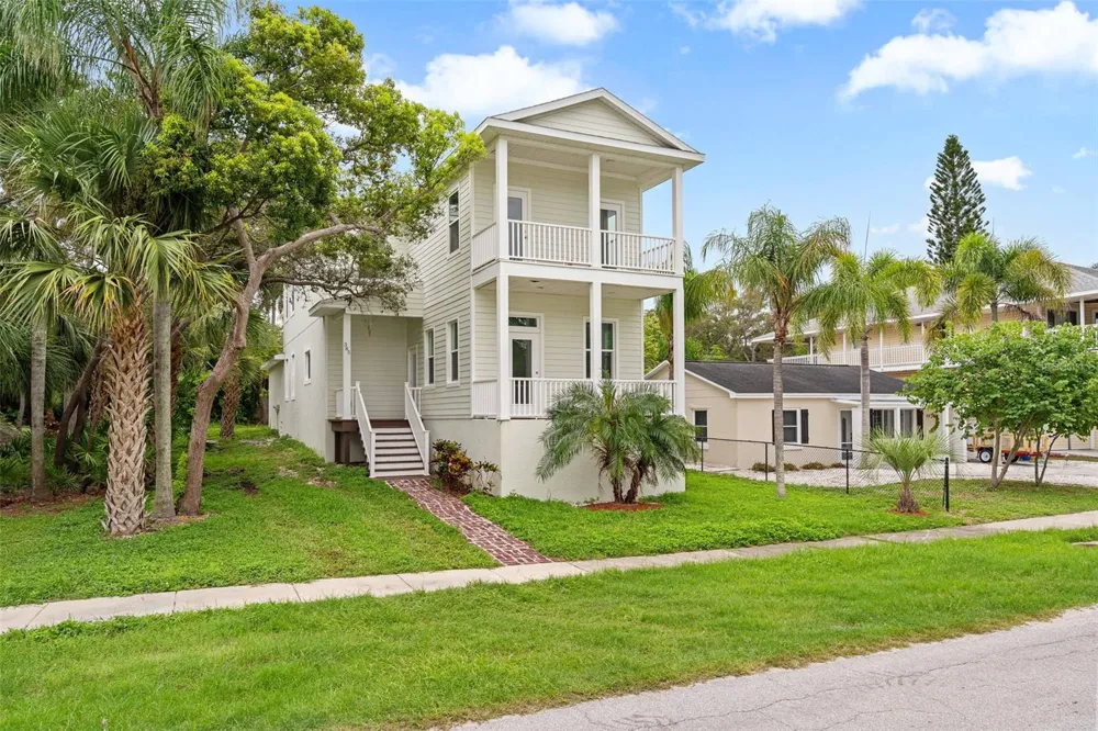 385 GEORGIA AVENUE Crystal Beach, FL 34681