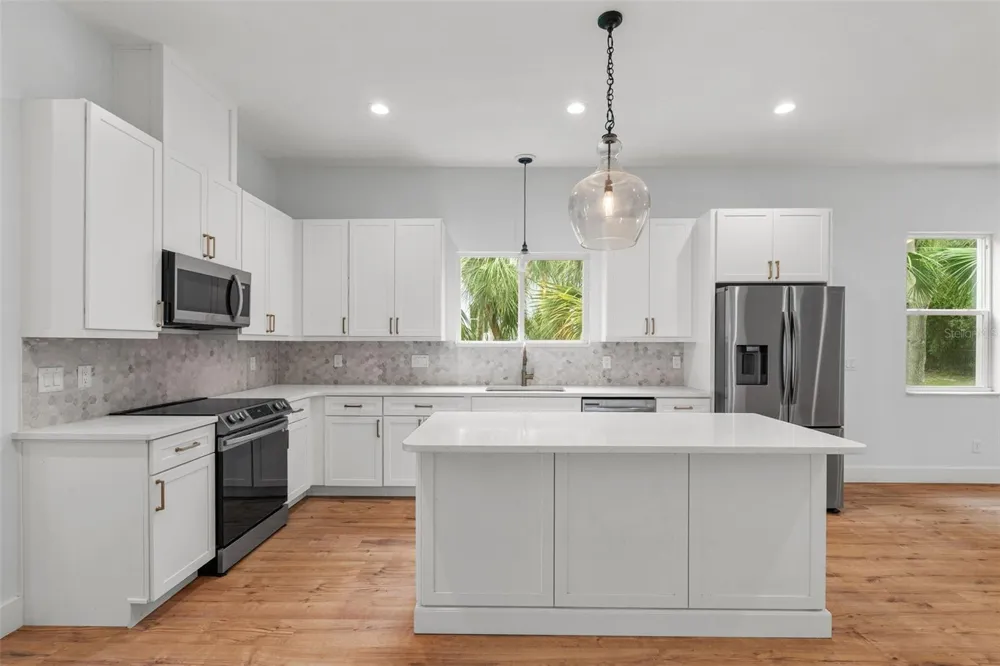 385 GEORGIA AVENUE Crystal Beach, FL 34681