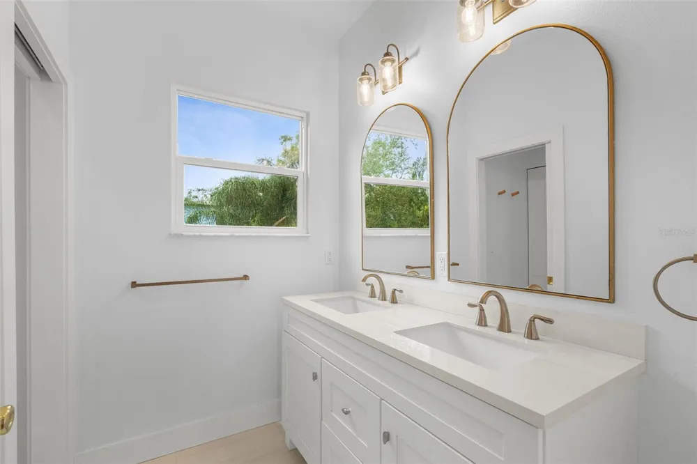 385 GEORGIA AVENUE Crystal Beach, FL 34681