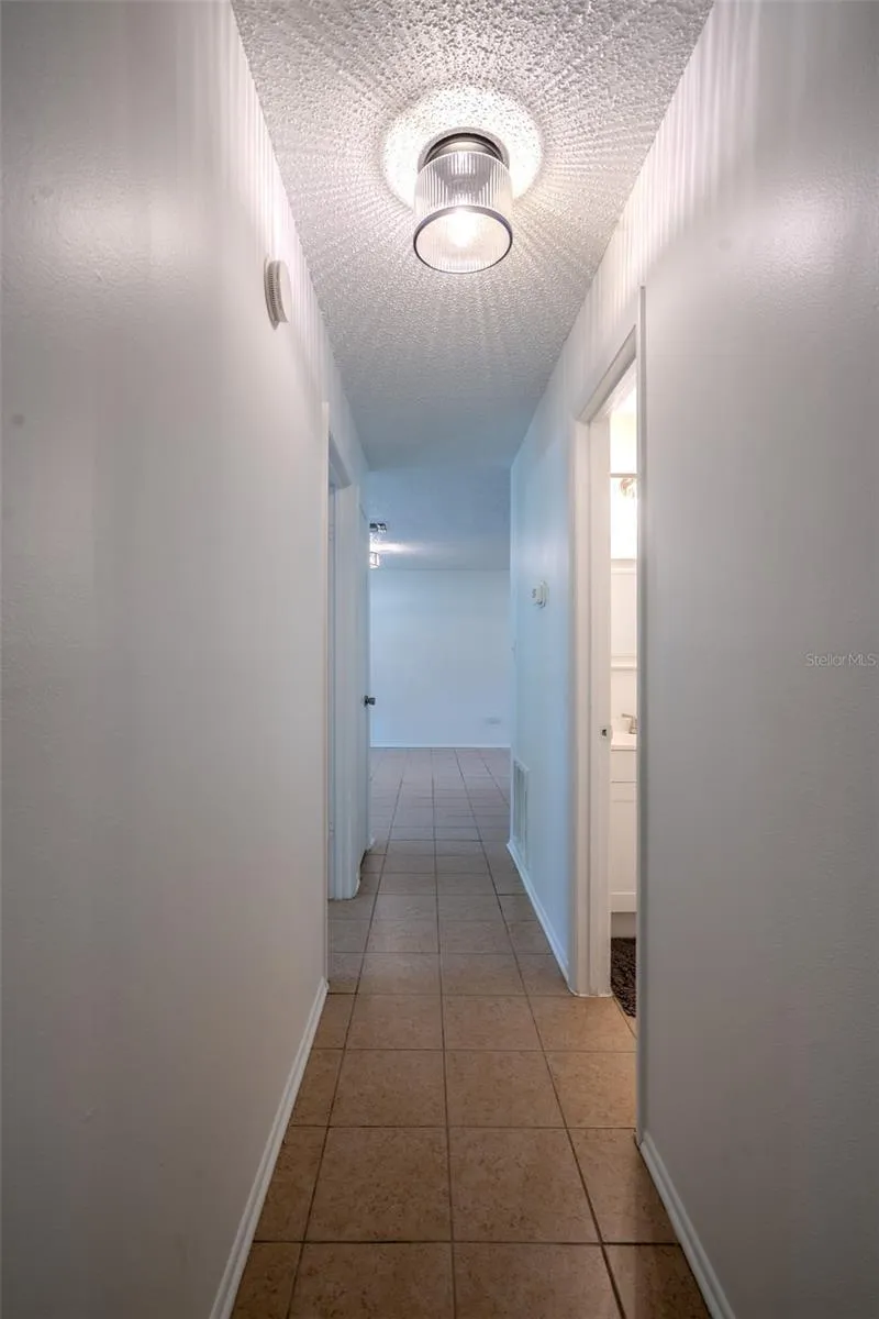 1049 BIRCH BOULEVARD Tavares, FL 32778