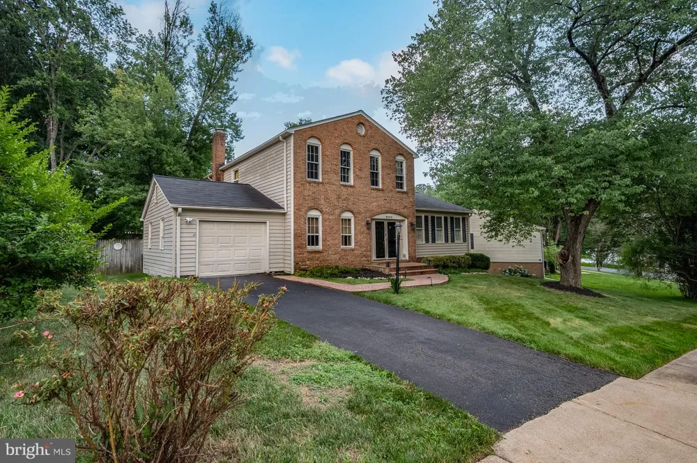 8003 ROCKWOOD COURT Springfield, VA 22153