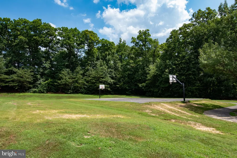 8003 ROCKWOOD COURT Springfield, VA 22153