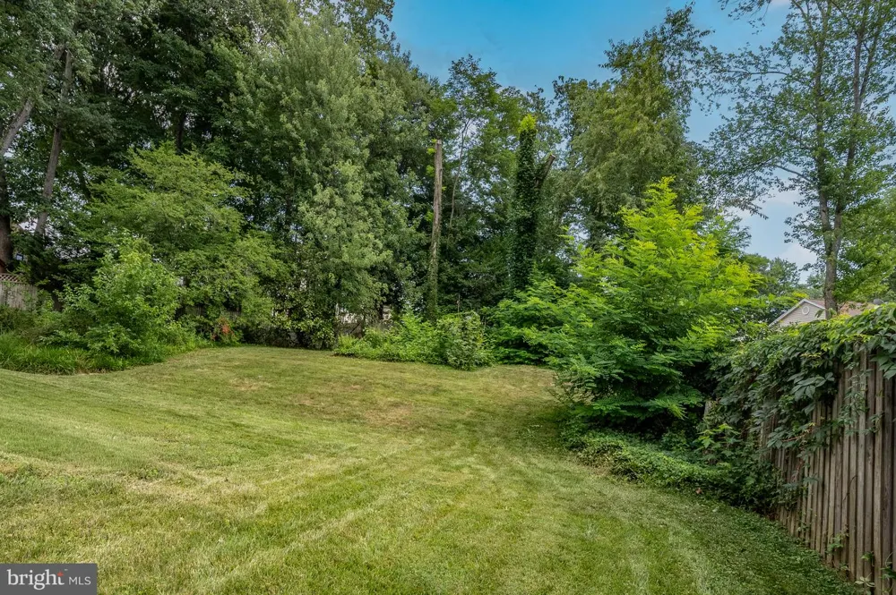 8003 ROCKWOOD COURT Springfield, VA 22153