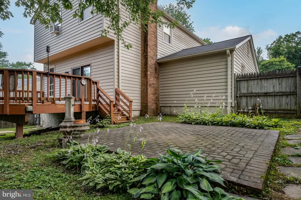 8003 ROCKWOOD COURT Springfield, VA 22153