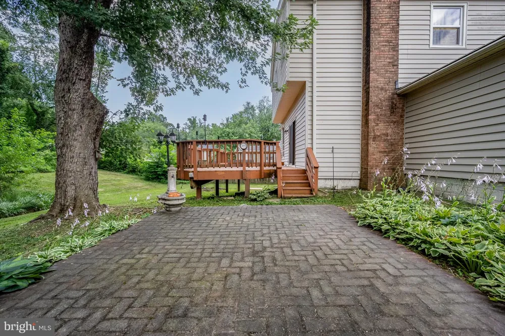 8003 ROCKWOOD COURT Springfield, VA 22153