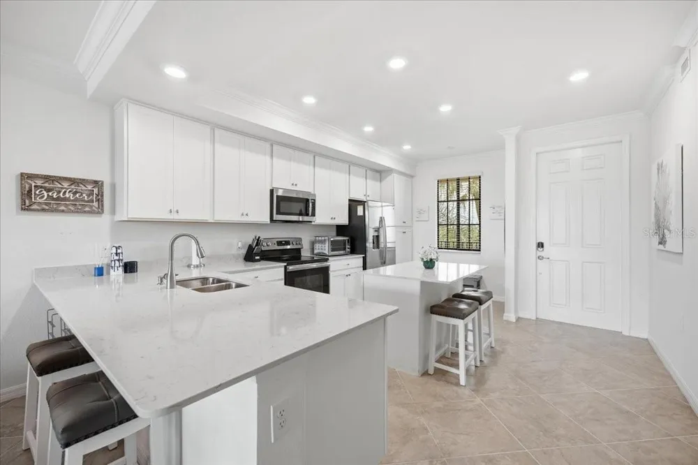 17520 GAWTHROP DRIVE #305 Lakewood Ranch, FL 34211