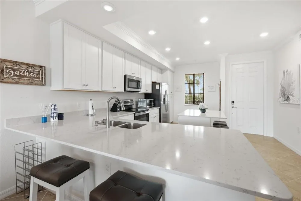 17520 GAWTHROP DRIVE #305 Lakewood Ranch, FL 34211
