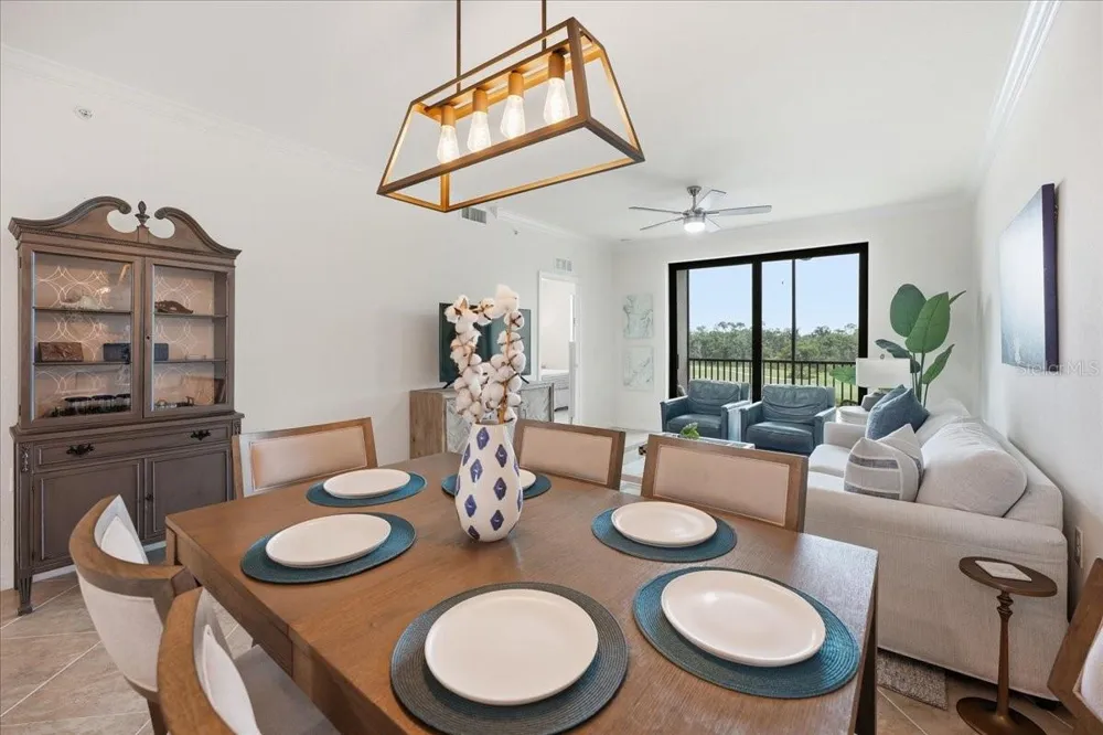 17520 GAWTHROP DRIVE #305 Lakewood Ranch, FL 34211
