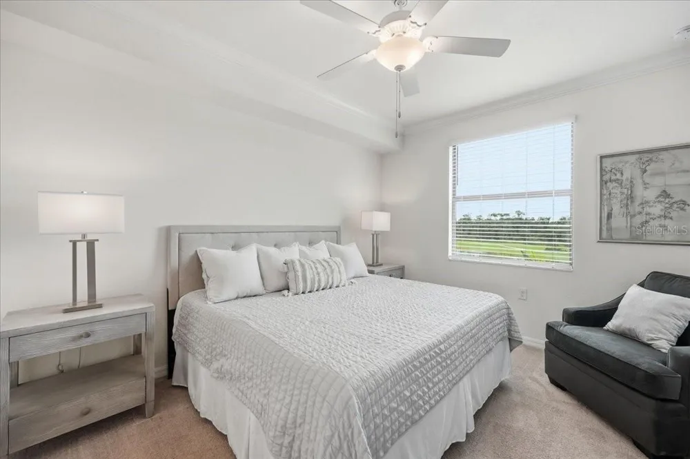 17520 GAWTHROP DRIVE #305 Lakewood Ranch, FL 34211