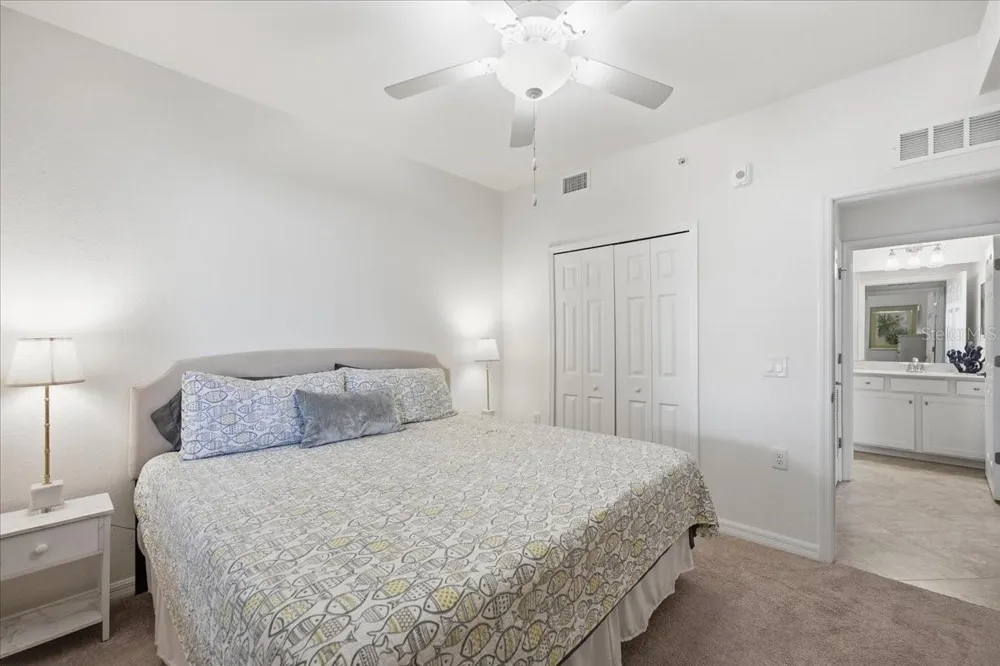 17520 GAWTHROP DRIVE #305 Lakewood Ranch, FL 34211