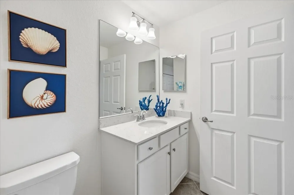 17520 GAWTHROP DRIVE #305 Lakewood Ranch, FL 34211