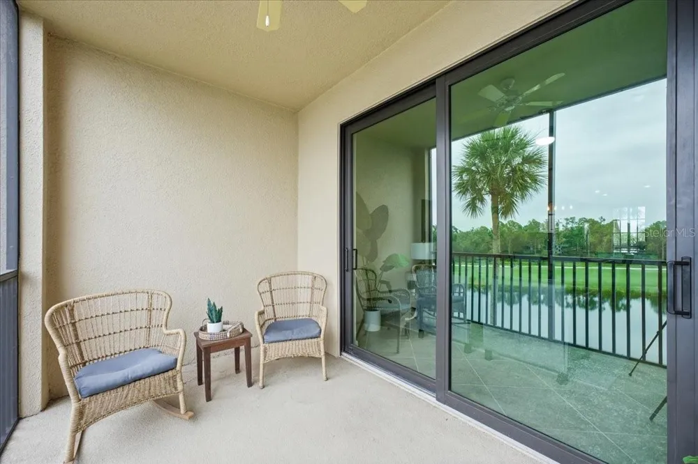 17520 GAWTHROP DRIVE #305 Lakewood Ranch, FL 34211