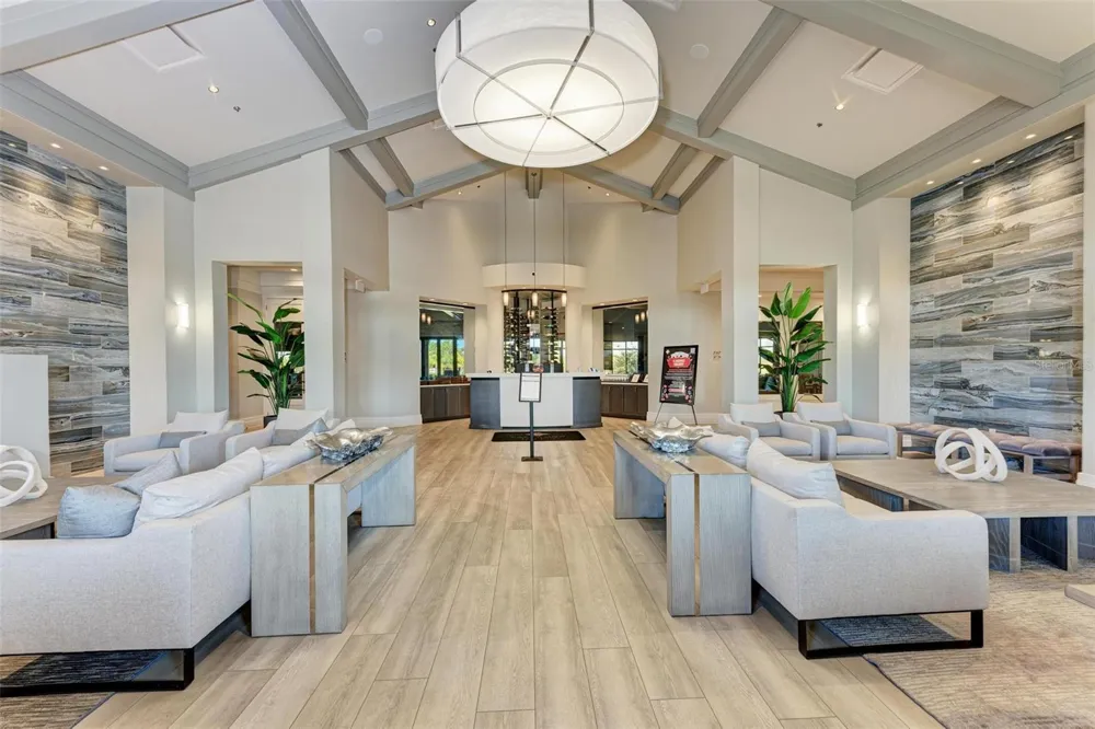 17520 GAWTHROP DRIVE #305 Lakewood Ranch, FL 34211