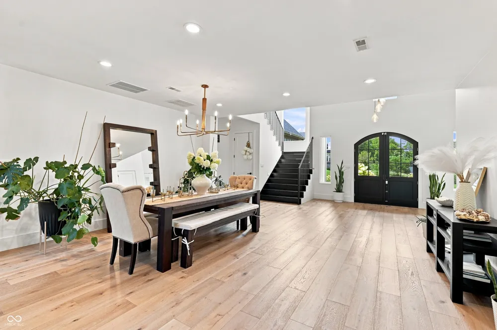 11620 Ansley Court Zionsville, IN 46077