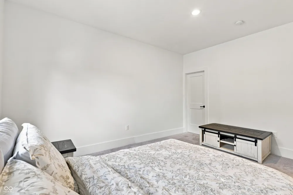 11620 Ansley Court Zionsville, IN 46077