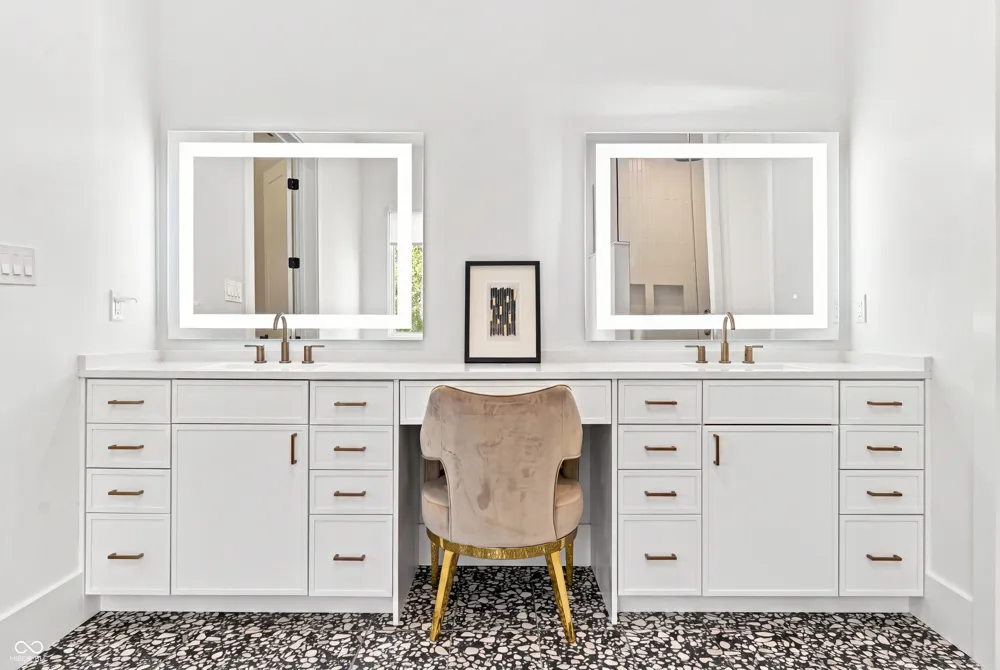 11620 Ansley Court Zionsville, IN 46077