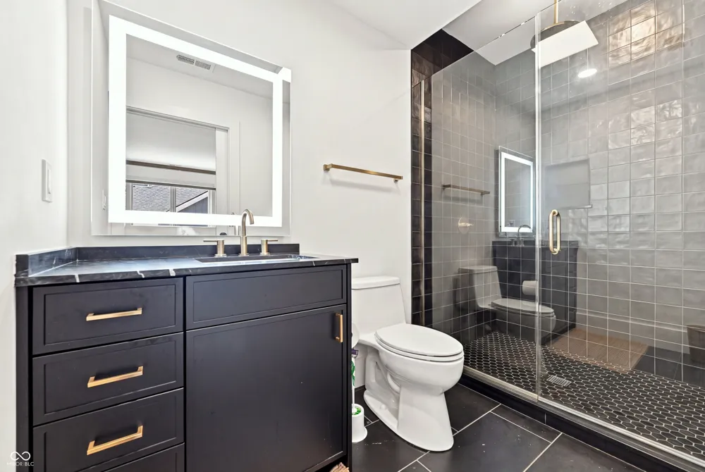 11620 Ansley Court Zionsville, IN 46077