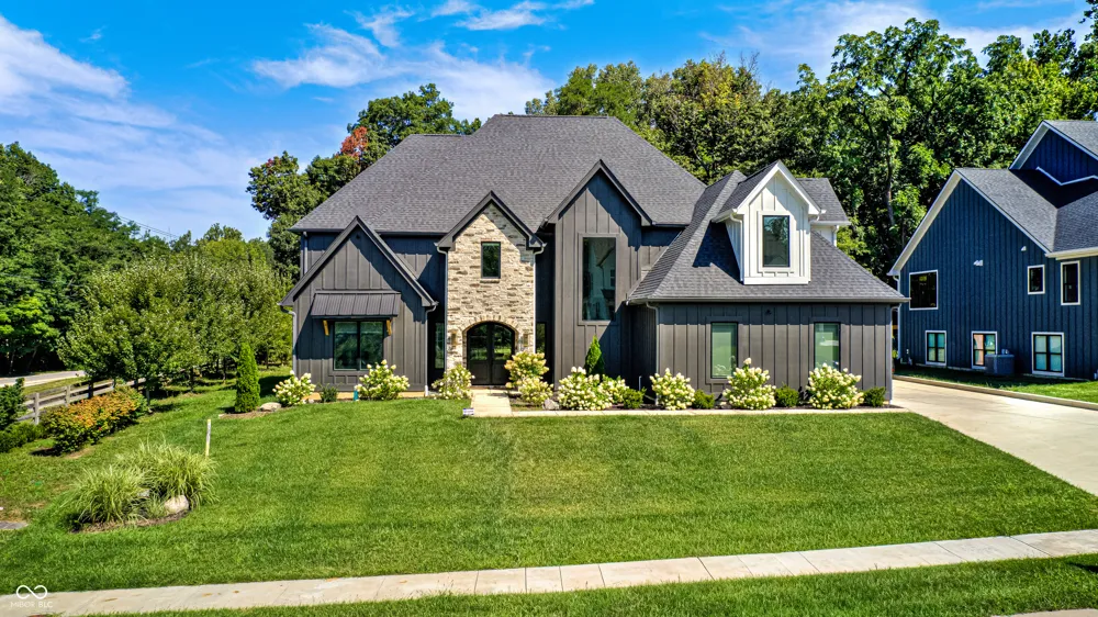 11620 Ansley Court Zionsville, IN 46077