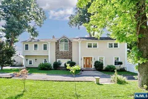 61 Intervale Road