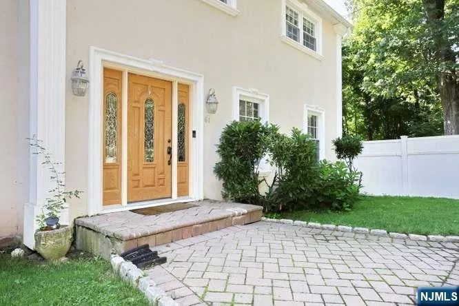 61 Intervale Road Par-Troy Hills, NJ 07005