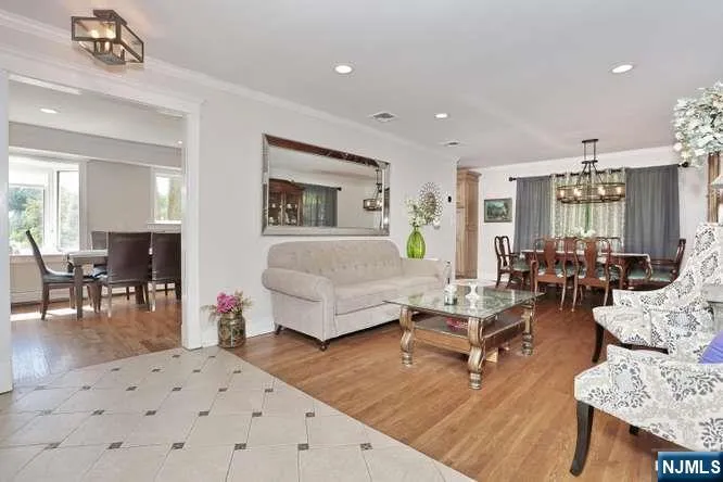61 Intervale Road Par-Troy Hills, NJ 07005