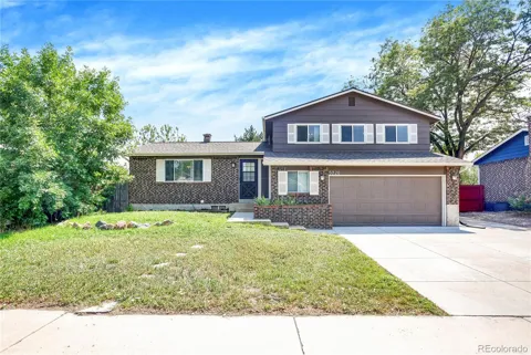 5720 W 110th Place