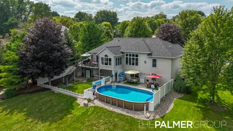 72 Chelsea Court NE