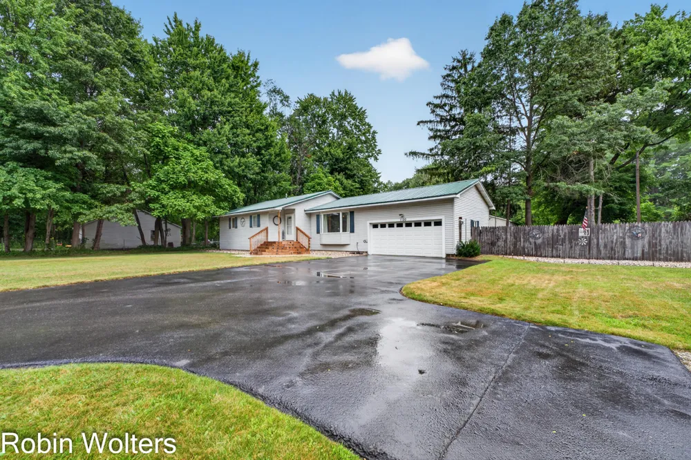 1120 S Mill Iron Road Muskegon, MI 49442