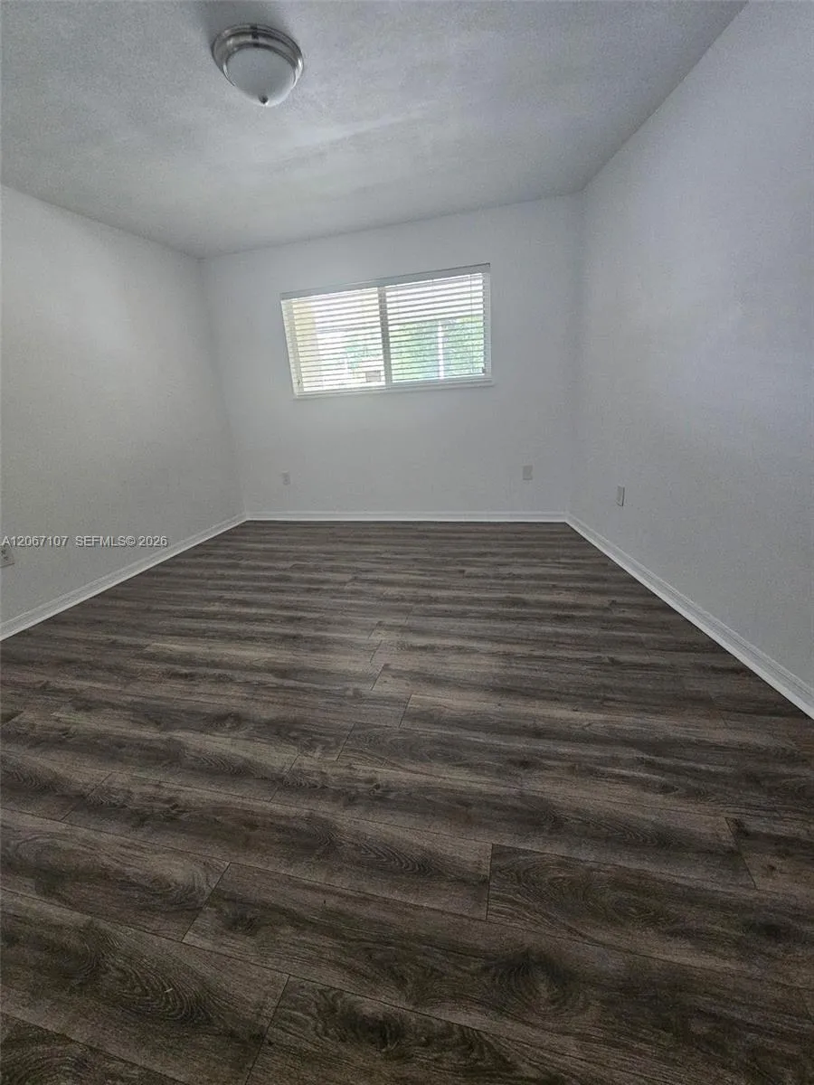 7470 Miami Lakes Dr #B208 Miami Lakes, FL 33014