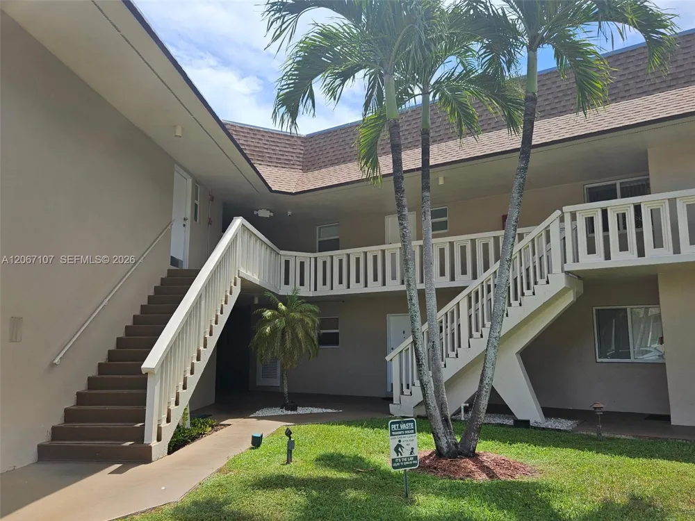 7470 Miami Lakes Dr #B208 Miami Lakes, FL 33014