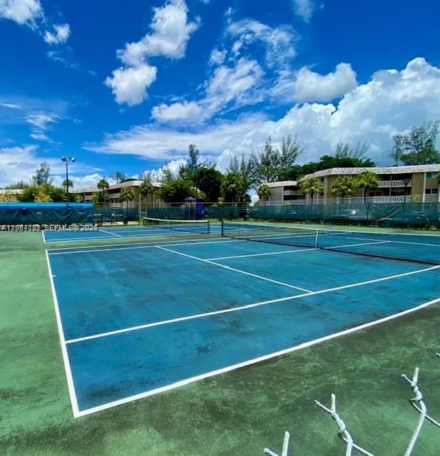 7470 Miami Lakes Dr #B208 Miami Lakes, FL 33014