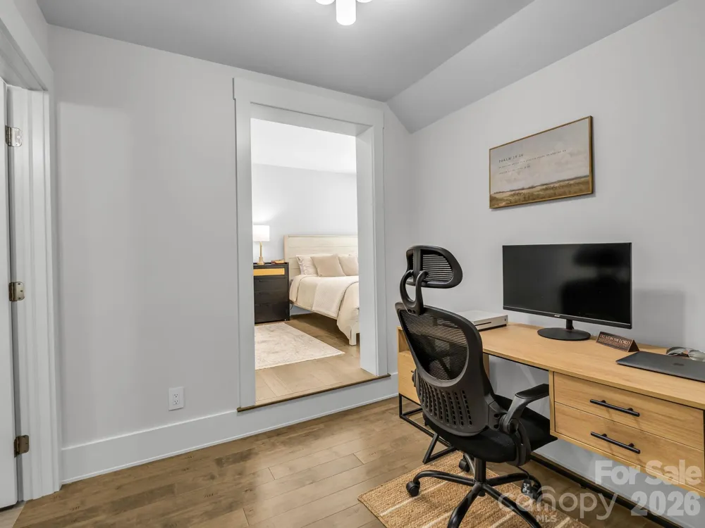 8 Lakeview Drive Fairview, NC 28730
