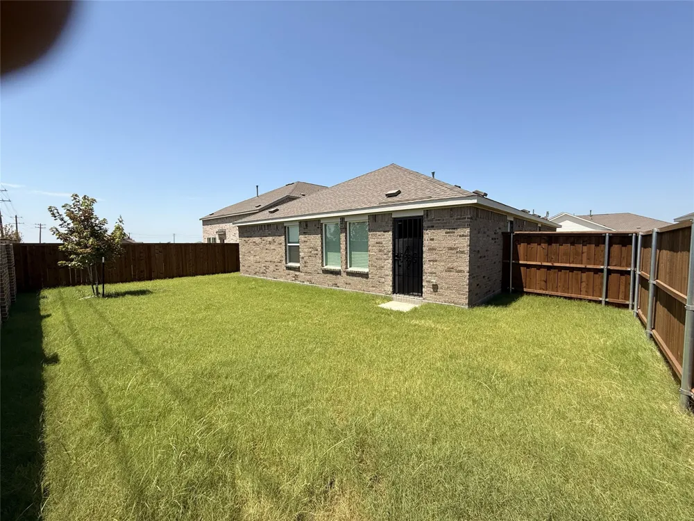 7808 Marion Downs Trail Pilot Point, TX 76258