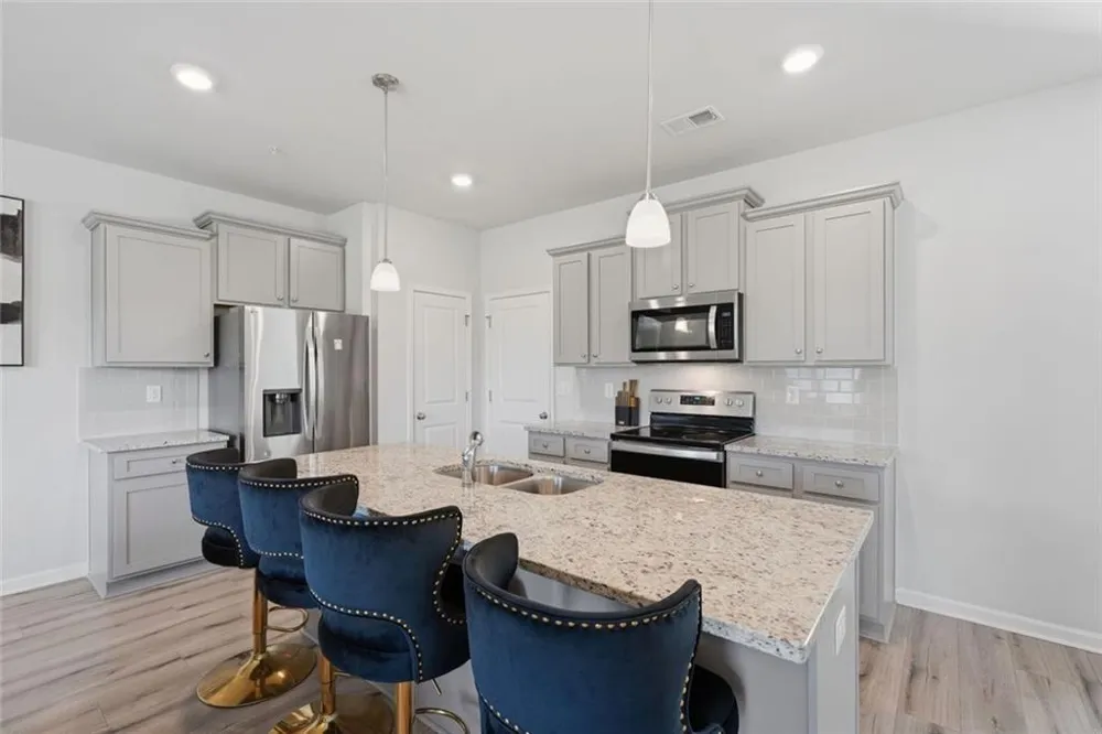 2150 Dougherty Place Hampton, GA 30228
