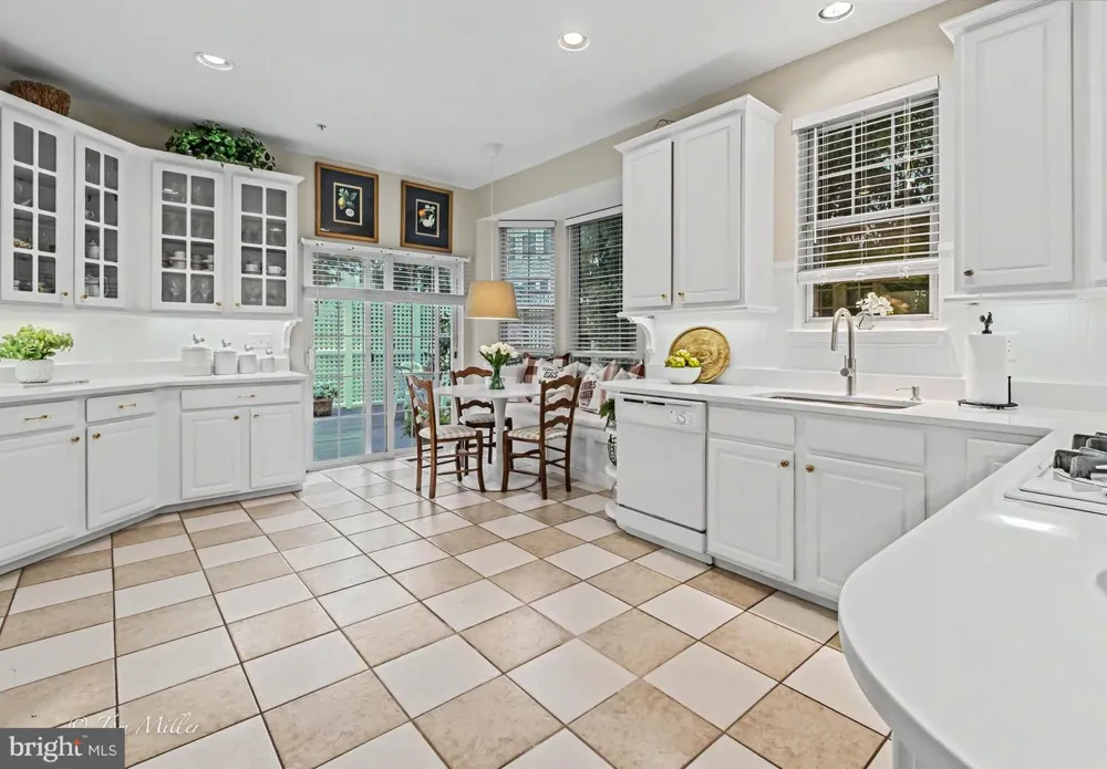 15 AUSTRINGER COURT #15 Baltimore, MD 21208
