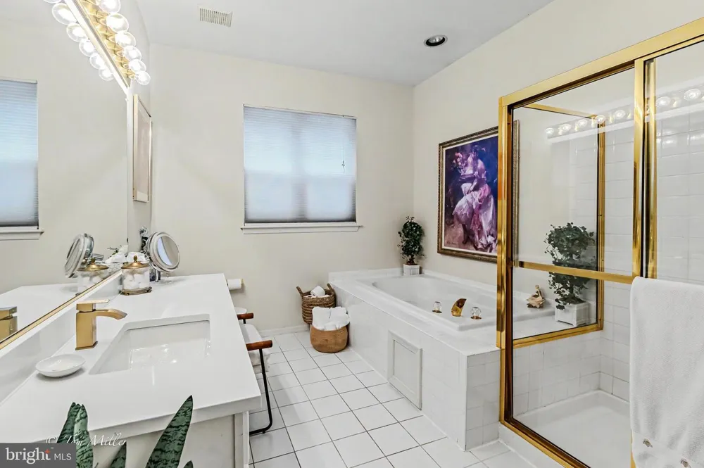 15 AUSTRINGER COURT #15 Baltimore, MD 21208