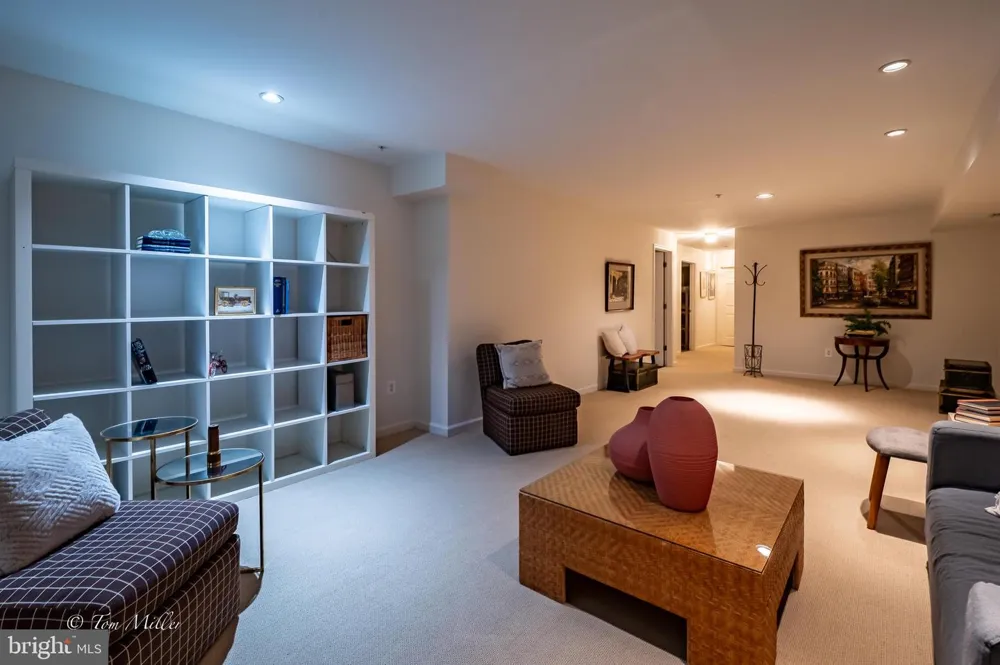 15 AUSTRINGER COURT #15 Baltimore, MD 21208