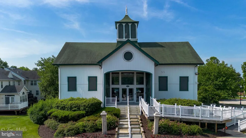 15 AUSTRINGER COURT #15 Baltimore, MD 21208