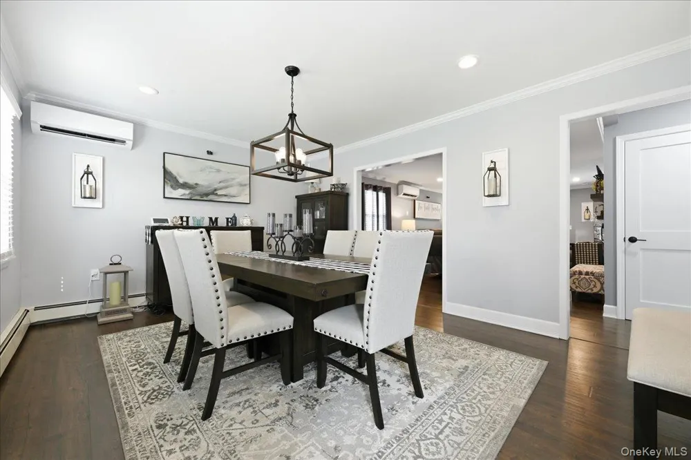 23 Needle Lane Levittown, NY 11756